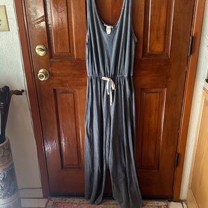Gray Sleeveless Jumpsuit